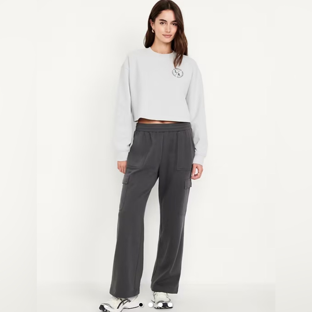High-Waisted SoComfy Cargo Wide-Leg Sweatpants